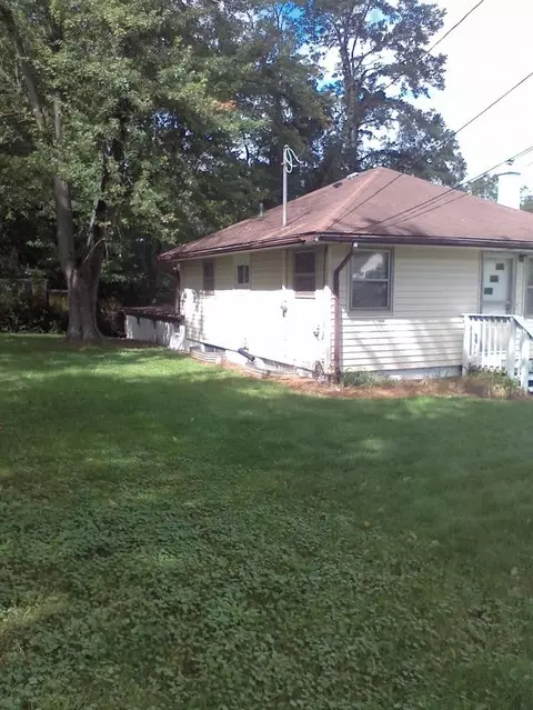 206 Comstock, Jackson, MI 49203 photo 4