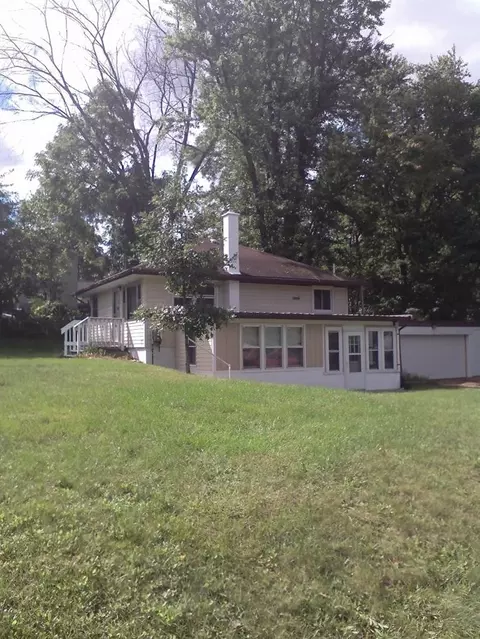 206 Comstock, Jackson, MI 49203 photo 3