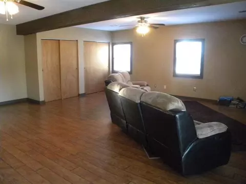 9380 Crabb Rd, Temperance, MI 48182 photo 7