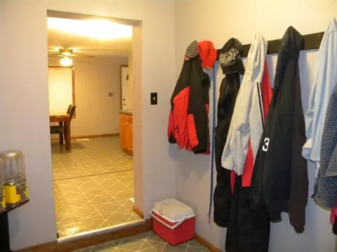 9380 Crabb Rd, Temperance, MI 48182 photo 15