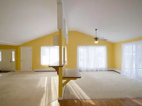 9358 Eagle Hill Dr, Clarkston, MI 48346 photo 5