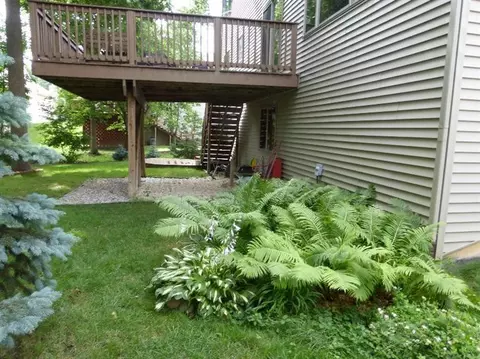 2040 Chestnut Cres, Saline, MI 48176 photo 54