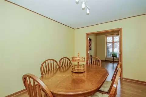 2040 Chestnut Cres, Saline, MI 48176 photo 18