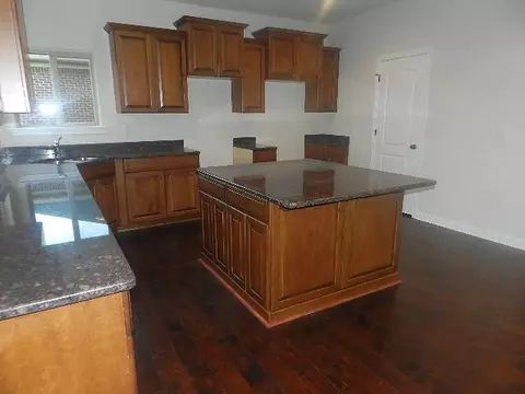 23710 Scott, Flat Rock, MI 48134 photo 4
