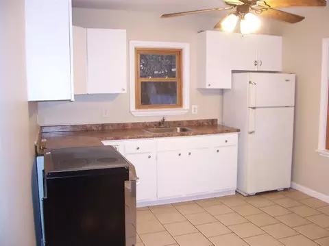 5214 S Wayne Rd, Wayne, MI 48184 photo 8
