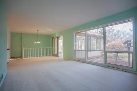 2016 Brampton Ct, Ann Arbor, MI 48103 photo 5