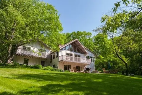 3230 Brighton Rd, Howell, MI 48843 photo 1