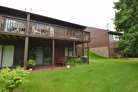 530 Echo Ct, Saline, MI 48176 photo 57