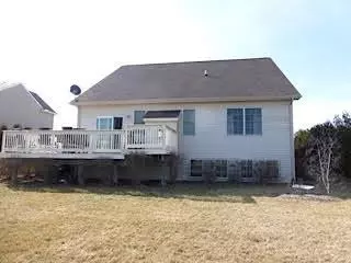 445 Corinth Cir, Dundee, MI 48131 photo 2