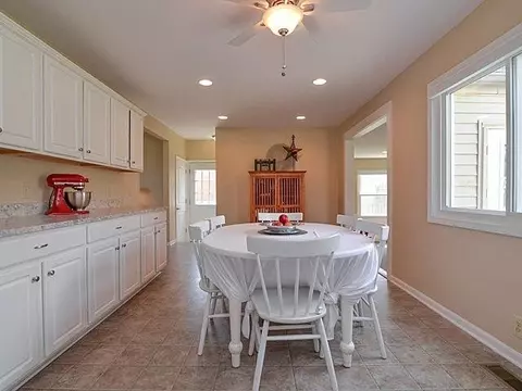1015 Watson Dr, Saline, MI 48176 photo 10