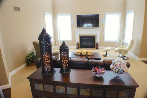 2195 Hackamore Dr, Ann Arbor, MI 48103 photo 8