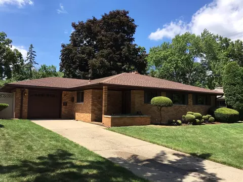 1224 Van Dusen Dr, Ann Arbor, MI 48103 photo 2