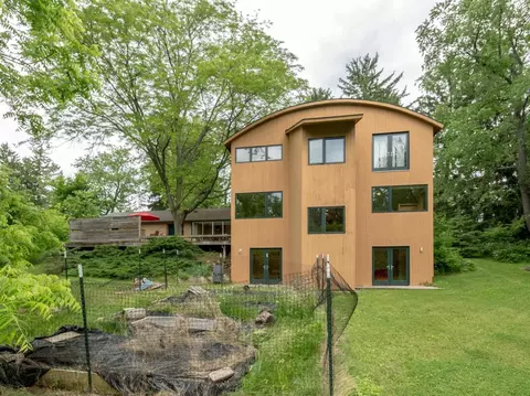 55 Underdown Rd, Ann Arbor, MI 48105 photo 2