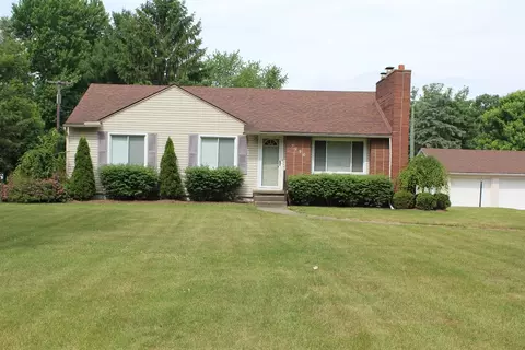 9090 Gotts Ct, Willis, MI 48191 photo 2