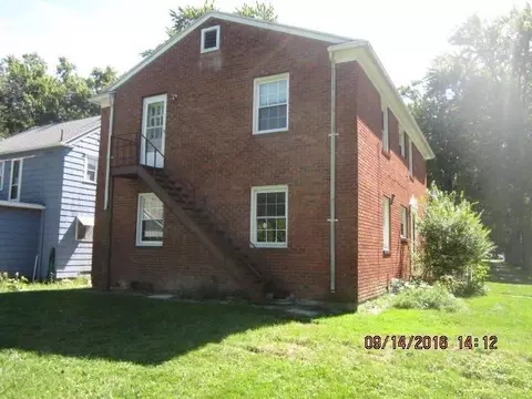 1014 Union St, Jackson, MI 49203 photo 3
