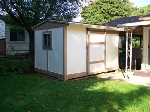 18 Tower Dr, Saline, MI 48176 photo 4
