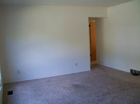 18 Tower Dr, Saline, MI 48176 photo 8