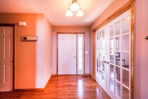 3567 Embassy Dr, Howell, MI 48843 photo 6