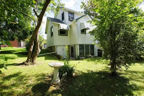 120 6th St, Munith, MI 49259 photo 3