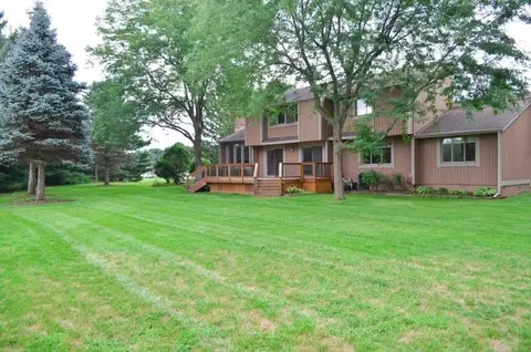 5535 Bellwether Dr, Saline, MI 48176 photo 3