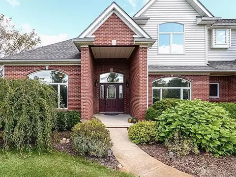 8382 Trail Rdg, Dexter, MI 48130 photo 5