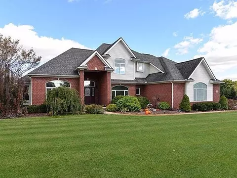 8382 Trail Rdg, Dexter, MI 48130 photo 2