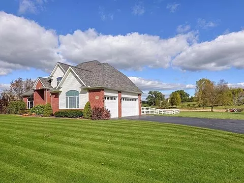 8382 Trail Rdg, Dexter, MI 48130 photo 4