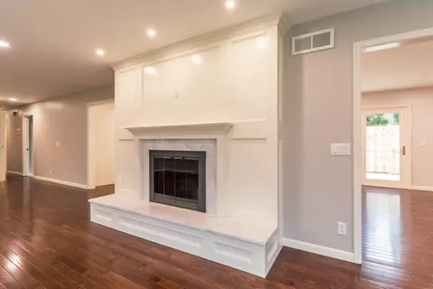 2460 Devonshire Rd, Ann Arbor, MI 48104 photo 10