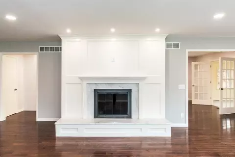 2460 Devonshire Rd, Ann Arbor, MI 48104 photo 9
