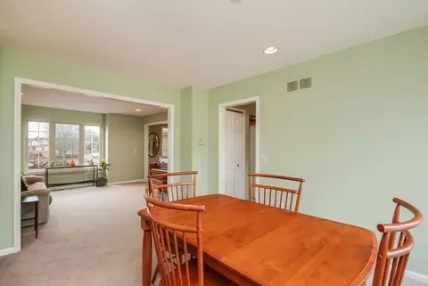 239 Cloverleaf Ct, Ann Arbor, MI 48103 photo 7