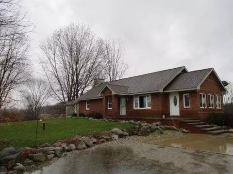 18977 Doyle Ct, Gregory, MI 48137 photo 2