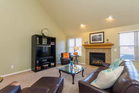 11377 Castleton Ct, Dexter, MI 48130 photo 8