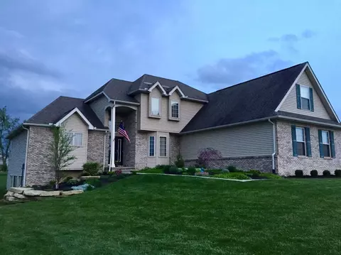 11377 Castleton Ct, Dexter, MI 48130 photo 2