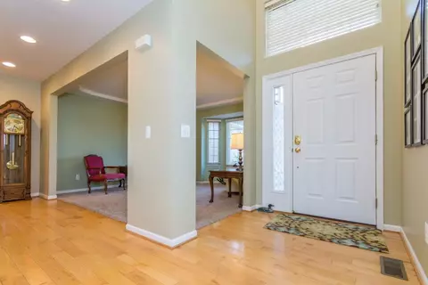 11377 Castleton Ct, Dexter, MI 48130 photo 3