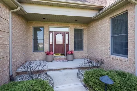 4657 Kestrel Ct, Dexter, MI 48130 photo 3