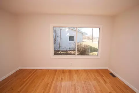 211 Bartlett St, Clinton, MI 49236 photo 9
