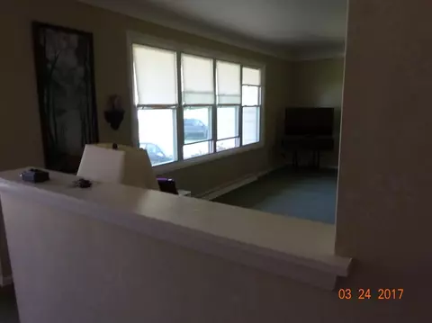 248 Curtis, Jackson, MI 49203 photo 4