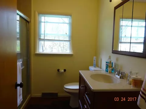 248 Curtis, Jackson, MI 49203 photo 9