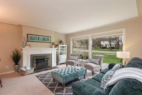 611 Eberwhite Blvd, Ann Arbor, MI 48103 photo 6