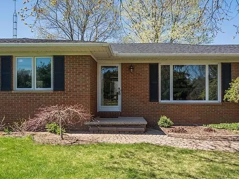 1877 Parker, Dexter, MI 48130 photo 7