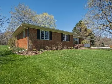 1877 Parker, Dexter, MI 48130 photo 3