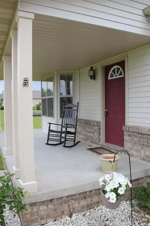 1743 Treelane Dr, Gregory, MI 48137 photo 2