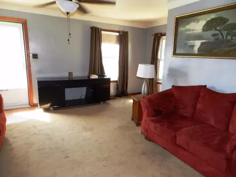 607 Stone St, Monroe, MI 48161 photo 3