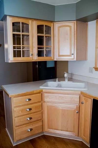 30231 Dover St, Flat Rock, MI 48134 photo 7