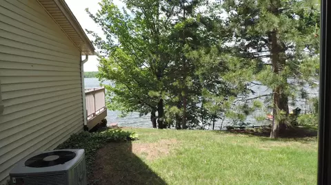 7481 Noahs Lndg, Gregory, MI 48137 photo 9