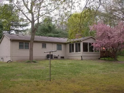 8375 Teahen Rd, Brighton, MI 48116 photo 3
