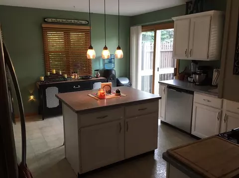4216 Crescent Vw, Tecumseh, MI 49286 photo 3