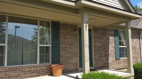 182 Commons Ct, Saline, MI 48176 photo 1