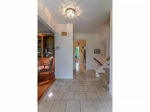 2577 Bunker Hill Rd, Ann Arbor, MI 48105 photo 9