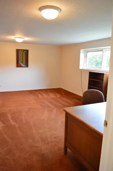1930 Hampton Ct, Ann Arbor, MI 48103 photo 5